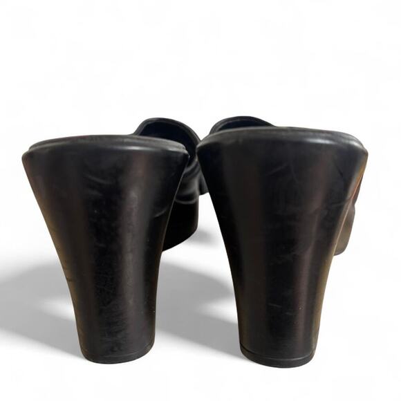 90'S VTG. BLACK LEATHER CHUNKY HILLARD & HANSEN WEDGE SANDALS SIZE 8. - Picture 6 of 8